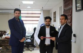 مدیر کل ورزش و جوانان گیلان از استاد بزرگ شطرنج ایران تجلیل کرد
