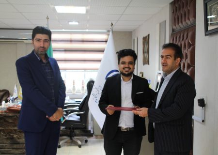 مدیر کل ورزش و جوانان گیلان از استاد بزرگ شطرنج ایران تجلیل کرد